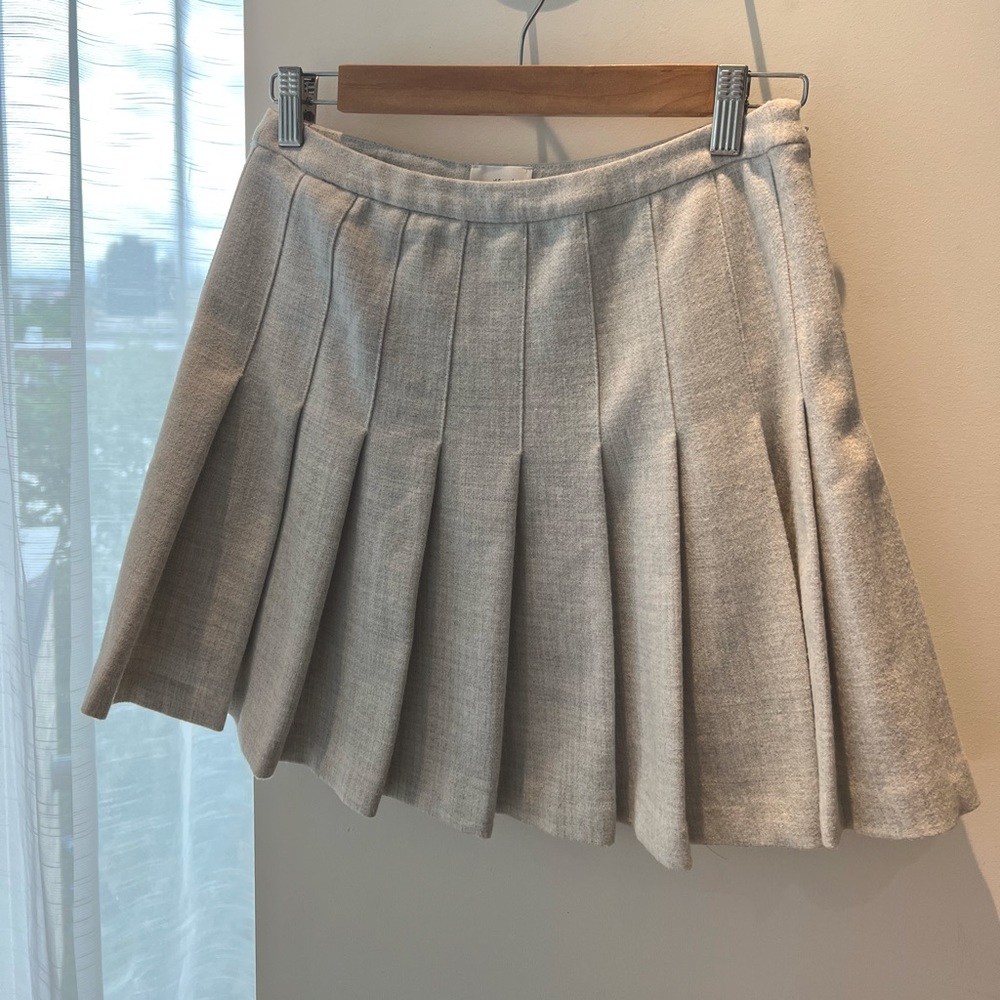 Pleated Short Skirt
